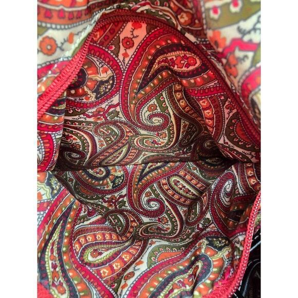 Maxx New York Red & Black Hobo Bag With Paisley Interior & Matching Pouch - Picture 5 of 7